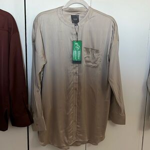 Lysse collarless blouse